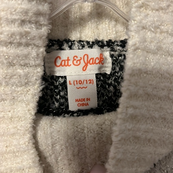 Cat & Jack Sweater *like new* - Picture 3 of 5